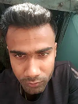 Snapshot of Skinny_Bigass_23 chatting on March 20, 2026, 4:17 am Skinny Bigass 23 online show from March 20, 2026, 4:17 am