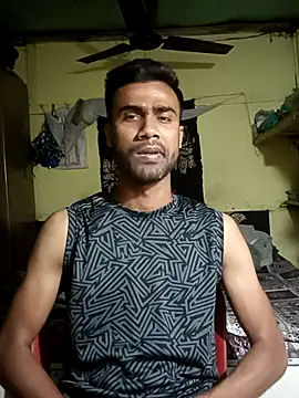 Snapshot of Skinny_Bigass_23 chatting on March 24, 2026, 6:57 pm Skinny Bigass 23 online show from March 24, 2026, 6:57 pm