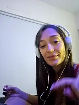 Snapshot of BadgirlLuna chatting on December 30, 2024, 3:36 am BadgirlLuna online show from December 30, 2024, 3:36 am