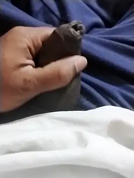 Snapshot of Muscular02 chatting on February 14, 2025, 3:05 pm Muscular02 online show from February 14, 2025, 3:05 pm