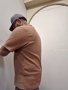 jr91esl online show from April 14, 2026, 2:50 am