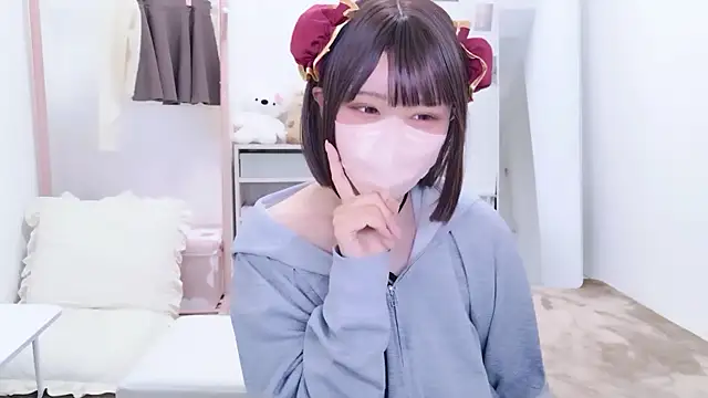 Snapshot of aki_zzz chatting on December 5, 2025, 4:03 pm aki zzz online show from December 5, 2025, 4:03 pm
