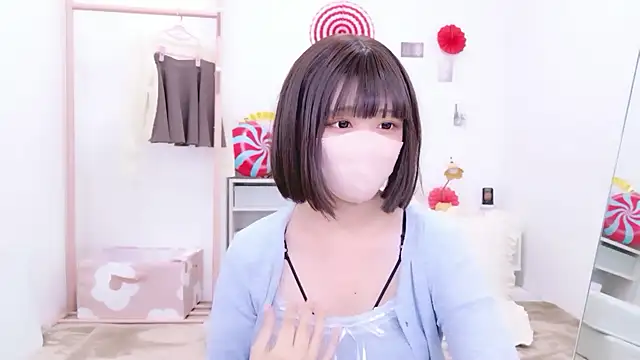 Snapshot of aki_zzz chatting on February 1, 2026, 1:48 am aki zzz online show from February 1, 2026, 1:48 am