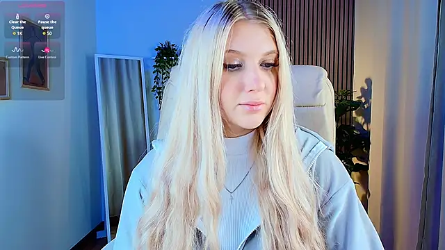 Evacadooo online show from February 26, 2026, 2:32 am