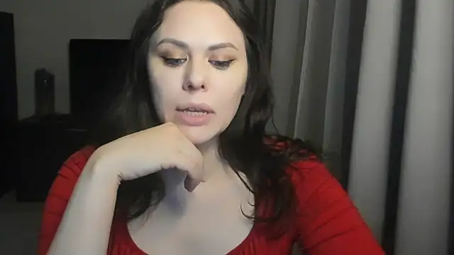 MollyCheiz online show from February 7, 2026, 4:43 pm