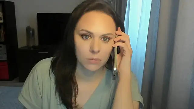 MollyCheiz online show from March 15, 2026, 3:40 pm