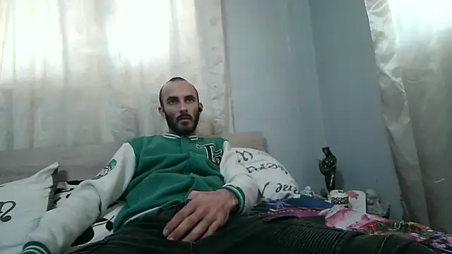 Snapshot of kisandgioni chatting on January 2, 2025, 10:05 am kisandgioni online show from January 2, 2025, 10:05 am