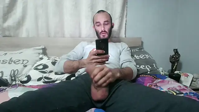 Snapshot of kisandgioni chatting on January 4, 2025, 9:41 pm kisandgioni online show from January 4, 2025, 9:41 pm