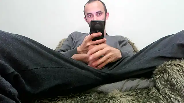 Snapshot of kisandgioni chatting on January 23, 2025, 8:25 am kisandgioni online show from January 23, 2025, 8:25 am