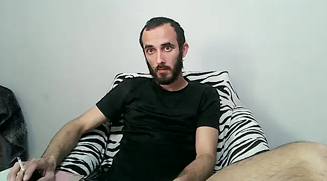 Snapshot of kisandgioni chatting on March 8, 2025, 2:30 pm kisandgioni online show from March 8, 2025, 2:30 pm