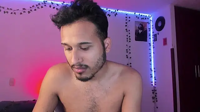 Raf brunette online show from March 12, 2025, 10:26 am