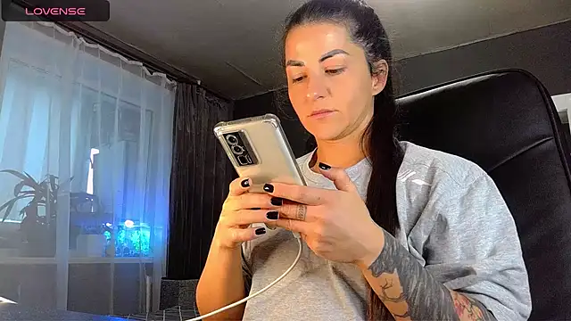 Snapshot of Aria_Dl chatting on January 28, 2025, 12:43 pm Aria Dl online show from January 28, 2025, 12:43 pm