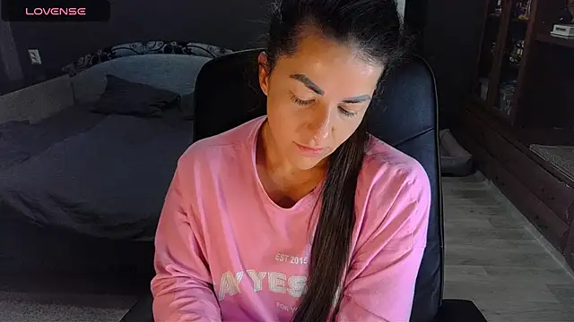 Snapshot of Aria_Dl chatting on October 2, 2025, 12:01 pm Aria Dl online show from October 2, 2025, 12:01 pm