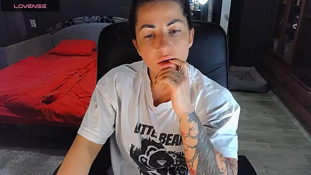 Snapshot of Aria_Dl chatting on October 13, 2025, 11:54 am Aria Dl online show from October 13, 2025, 11:54 am