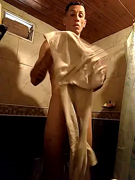 FlacoDani online show from November 14, 2025, 6:17 pm