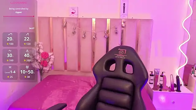 Snapshot of Andy_tay1 chatting on October 7, 2025, 3:04 am Andy tay1 online show from October 7, 2025, 3:04 am