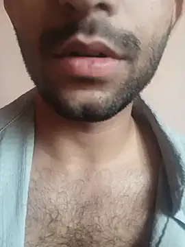 Snapshot of Vignesh3246 chatting on July 17, 2026, 10:55 am Vignesh3246 online show from July 17, 2026, 10:55 am