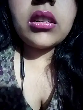 Snapshot of Love-Veronica chatting on February 7, 2026, 6:11 pm Love-Veronica online show from February 7, 2026, 6:11 pm