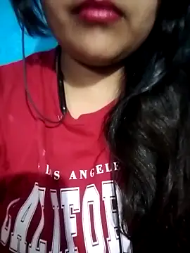 Snapshot of Love-Veronica chatting on April 22, 2026, 6:09 pm Love-Veronica online show from April 22, 2026, 6:09 pm