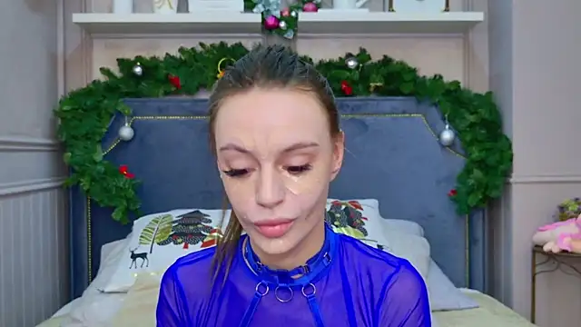 Snapshot of RebeccaMartons chatting on December 23, 2024, 12:57 am RebeccaMartons online show from December 23, 2024, 12:57 am