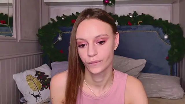 Snapshot of RebeccaMartons chatting on January 14, 2025, 12:54 am RebeccaMartons online show from January 14, 2025, 12:54 am