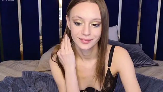 Snapshot of RebeccaMartons chatting on January 28, 2025, 12:05 am RebeccaMartons online show from January 28, 2025, 12:05 am