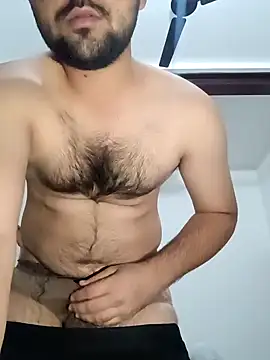 Snapshot of smartboy010101 chatting on December 23, 2024, 1:13 pm smartboy010101 online show from December 23, 2024, 1:13 pm