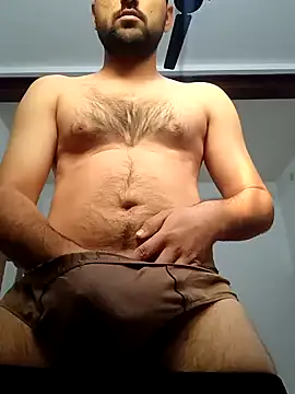 Snapshot of smartboy010101 chatting on December 24, 2024, 8:11 am smartboy010101 online show from December 24, 2024, 8:11 am