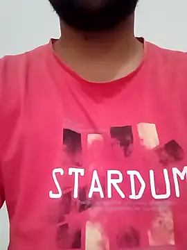 Snapshot of smartboy010101 chatting on March 18, 2025, 3:42 am smartboy010101 online show from March 18, 2025, 3:42 am