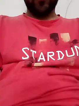 Snapshot of smartboy010101 chatting on March 18, 2025, 7:30 am smartboy010101 online show from March 18, 2025, 7:30 am