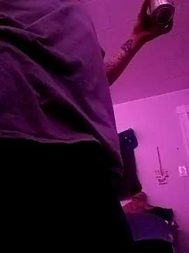 ChuckyyDee online show from February 4, 2026, 1:00 am