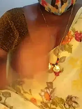 Sexy Radhikaa online show from November 11, 2025, 3:06 am