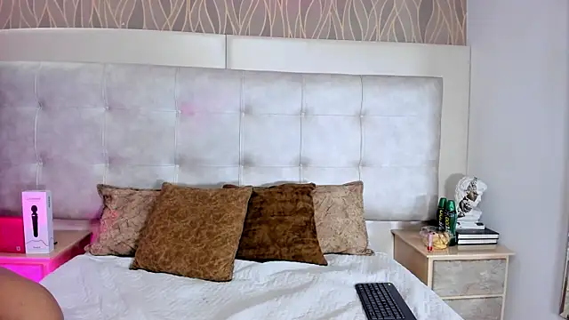 ChantalHans online show from March 30, 2026, 10:22 pm