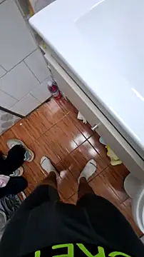 tula chyk online show from October 10, 2025, 1:32 pm