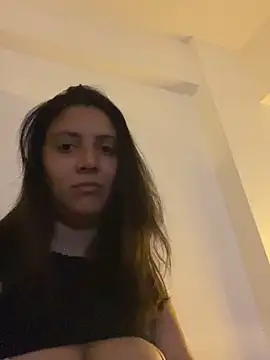 Snapshot of xBubblyBarbiexx chatting on November 4, 2025, 3:05 am xBubblyBarbiexx online show from November 4, 2025, 3:05 am