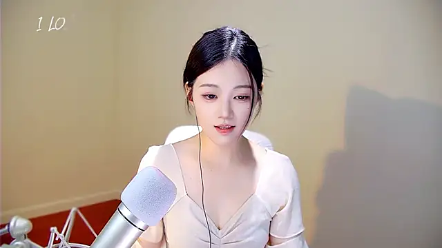 memeda online show from October 3, 2025, 2:36 pm