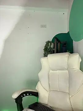 LollaByer online show from April 12, 2026, 9:09 pm