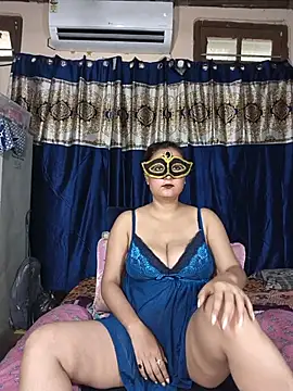 Alisha95 online show from August 10, 2026, 3:43 am