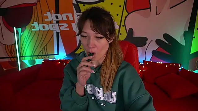 DreamyLinaa online show from January 26, 2025, 6:49 am