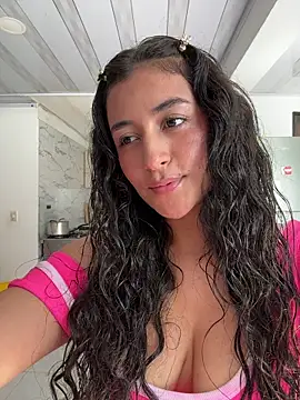 Snapshot of Lady_Rey chatting on February 26, 2026, 7:13 pm Lady Rey online show from February 26, 2026, 7:13 pm