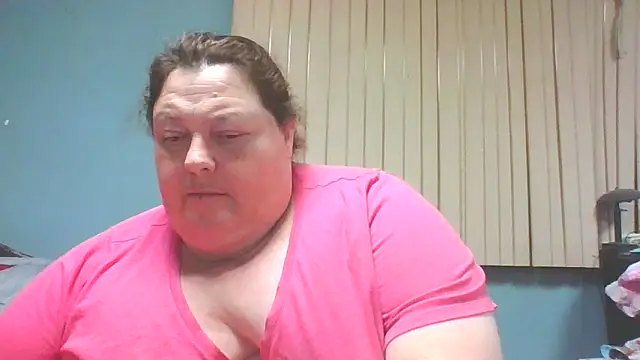 Snapshot of Honeybee2025 chatting on December 12, 2024, 11:36 pm Honeybee2025 online show from December 12, 2024, 11:36 pm