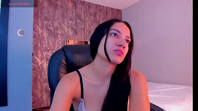 Snapshot of SKYLERWHIITEE chatting on January 15, 2025, 2:38 am SKYLERWHIITEE online show from January 15, 2025, 2:38 am