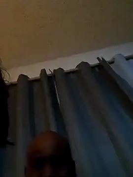 Snapshot of bbcprty chatting on October 28, 2025, 5:44 am bbcprty online show from October 28, 2025, 5:44 am