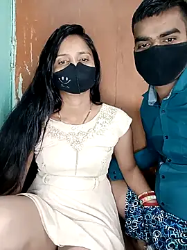 Suhani512 online show from February 5, 2026, 5:12 am