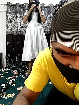 Snapshot of Cute-Bhavya chatting on February 11, 2025, 1:20 am Cute-Bhavya online show from February 11, 2025, 1:20 am