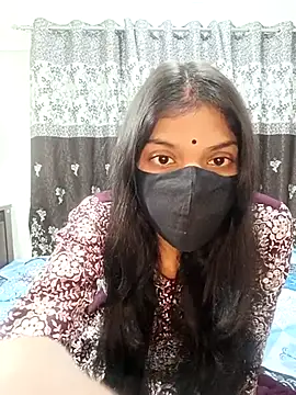 Snapshot of Cute-Bhavya chatting on March 6, 2025, 3:35 am Cute-Bhavya online show from March 6, 2025, 3:35 am
