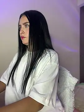 Snapshot of Aria_uwu chatting on May 1, 2026, 10:42 am Aria uwu online show from May 1, 2026, 10:42 am