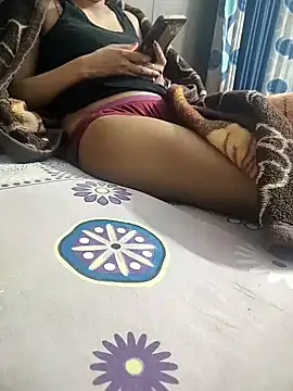 Snapshot of shalini_fire chatting on December 24, 2024, 6:17 pm shalini fire online show from December 24, 2024, 6:17 pm