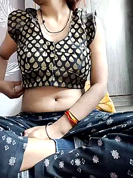 Snapshot of shalini_fire chatting on February 15, 2025, 5:50 pm shalini fire online show from February 15, 2025, 5:50 pm