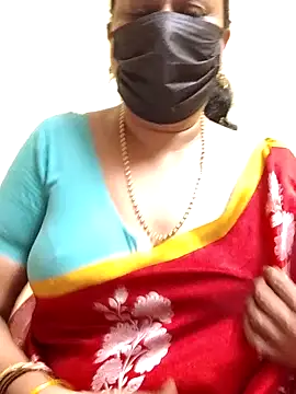 Snapshot of rekha_naier chatting on February 8, 2025, 1:11 pm rekha naier online show from February 8, 2025, 1:11 pm